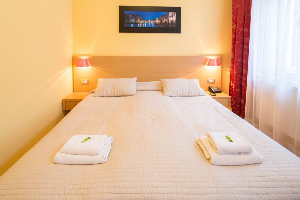 City Lounge Hotel Прага Номер фото