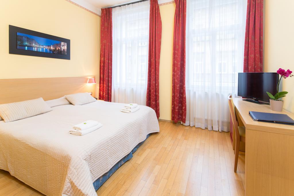 City Lounge Hotel Прага Номер фото
