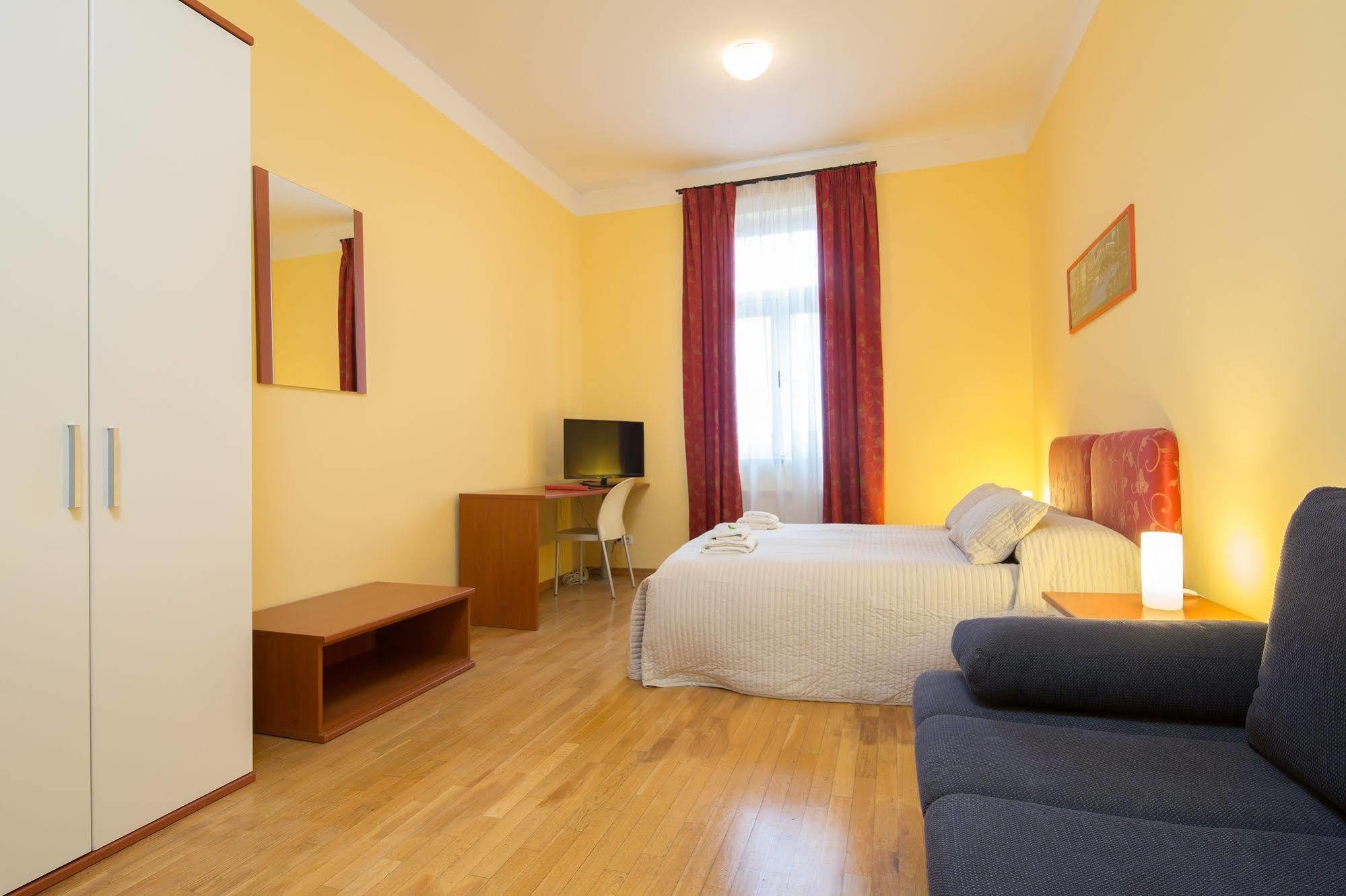 City Lounge Hotel Прага Екстер'єр фото