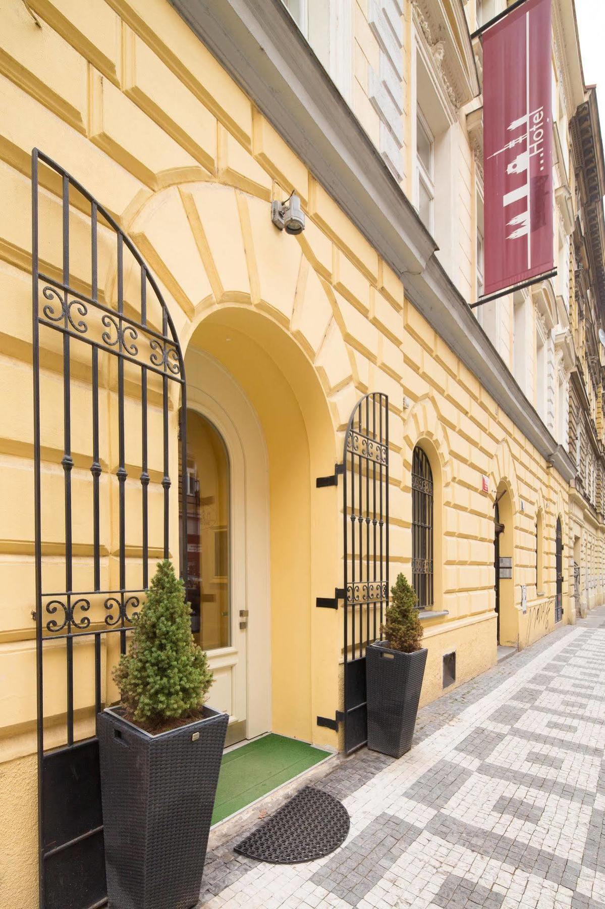 City Lounge Hotel Прага Екстер'єр фото