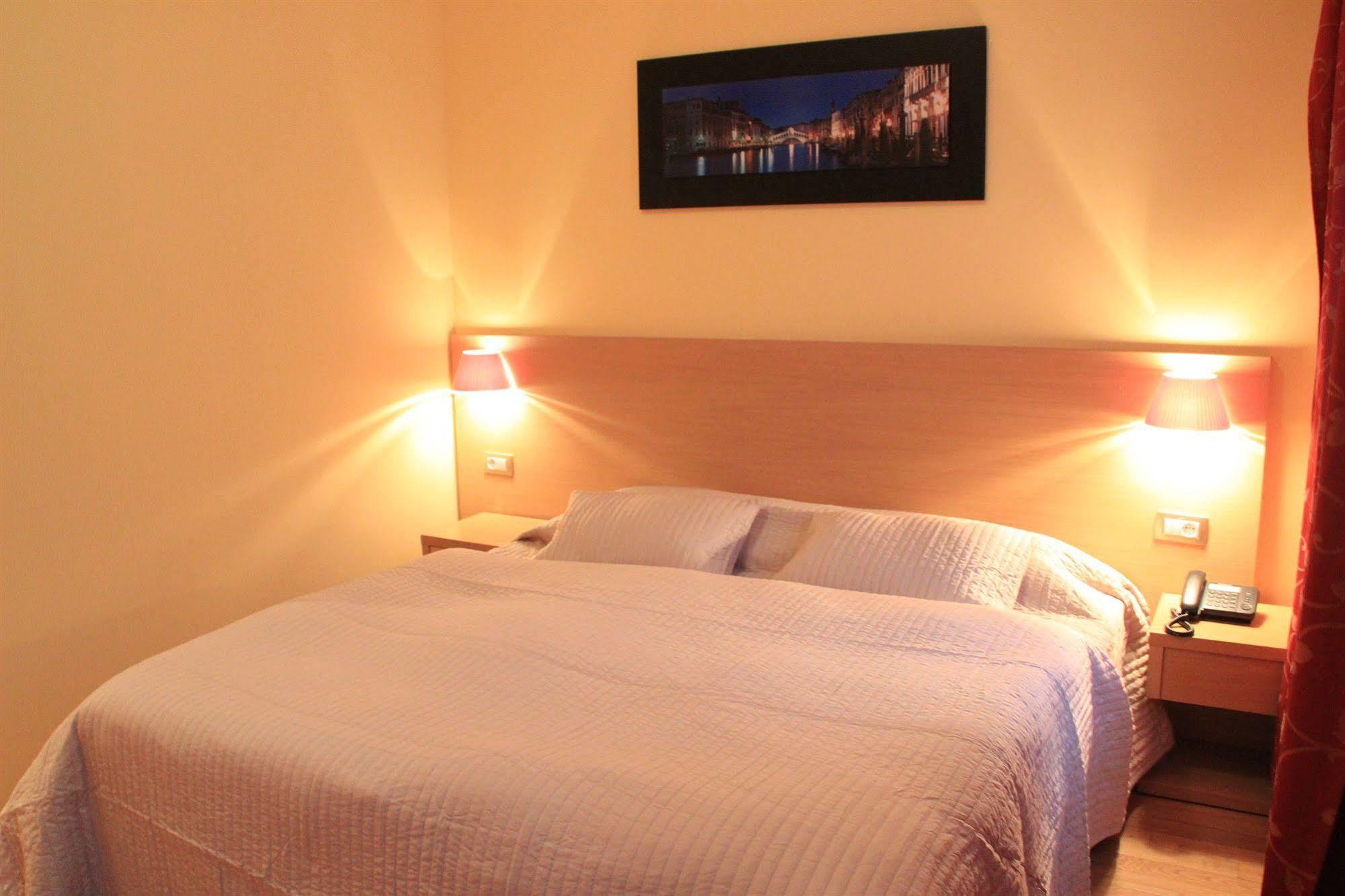 City Lounge Hotel Прага Екстер'єр фото